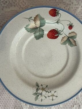 Vintage Strawberry Plate Cottagecore dessert plate
